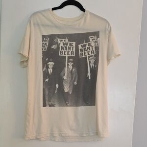 Cream Short Sleeve Tee with Vintage Graphic